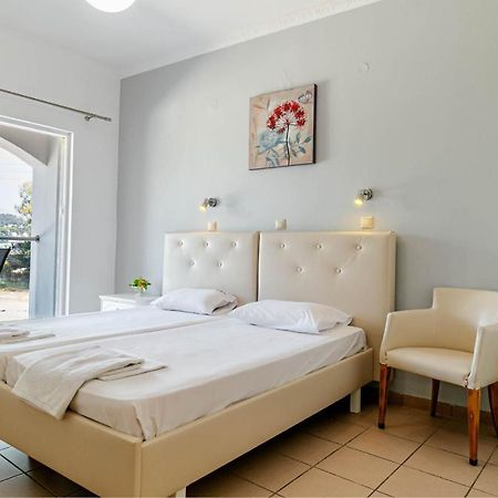 Porto Marina Aparthotel Gouvia Exteriör bild